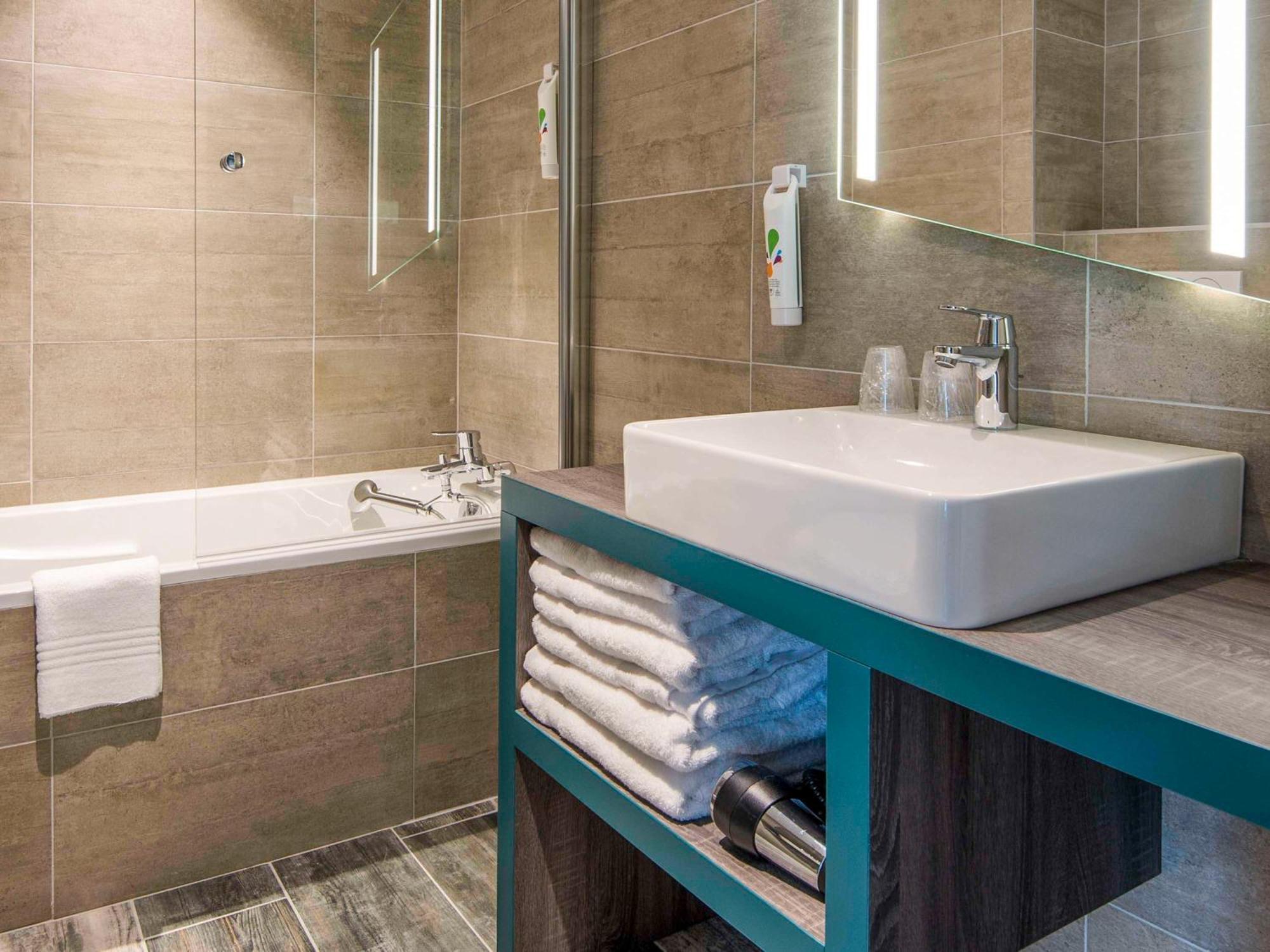 Ibis Styles Sallanches Pays Du Mont-Blanc Buitenkant foto