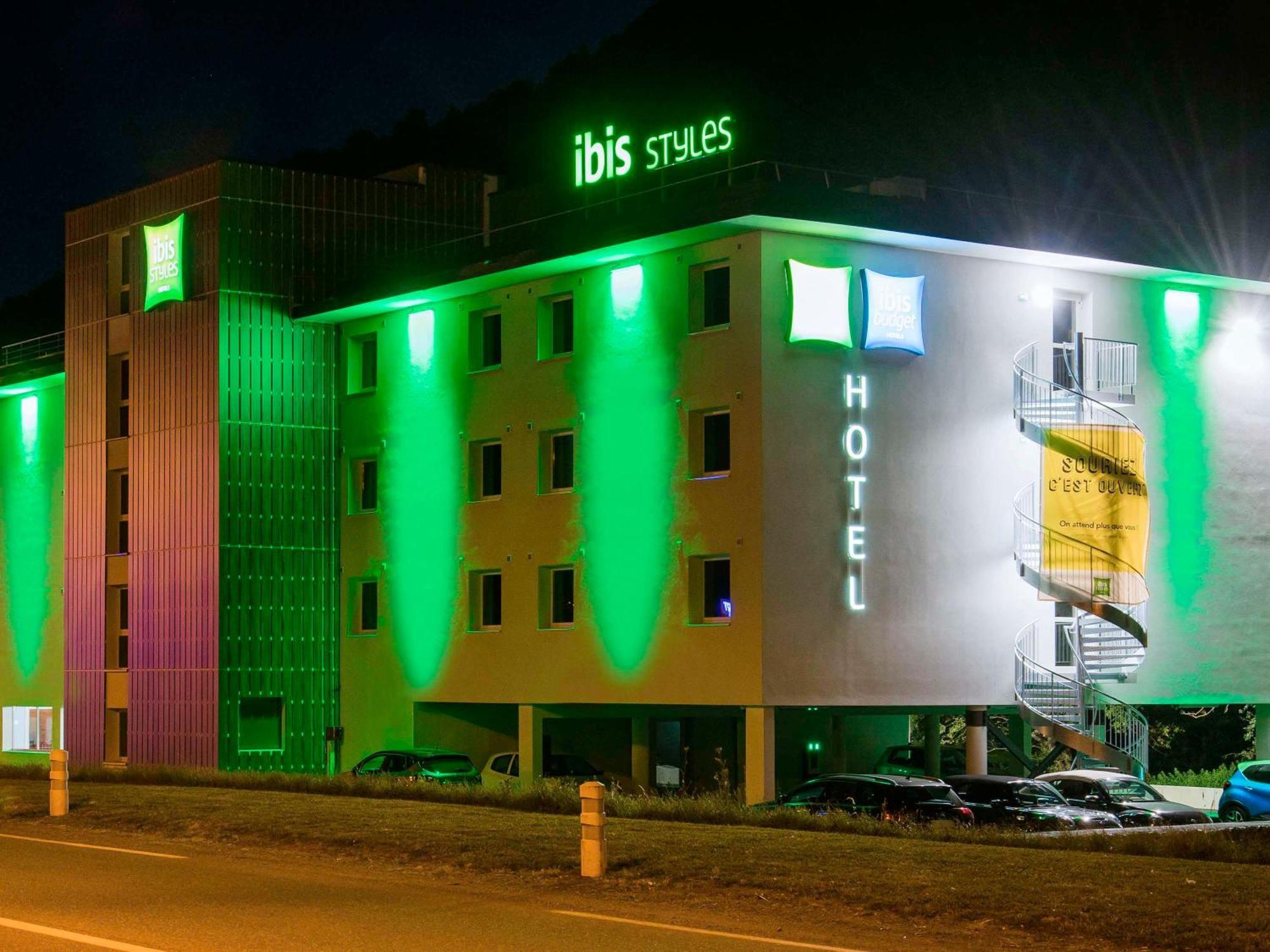 Ibis Styles Sallanches Pays Du Mont-Blanc Buitenkant foto